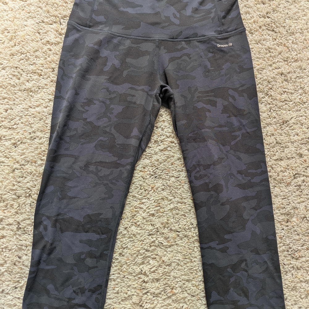 Dragon Fit Camo Leggings
